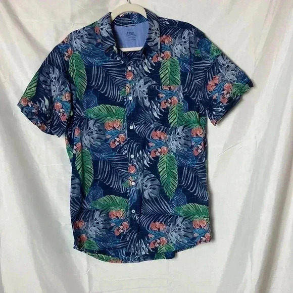 Izod saltwater‎ button up shirt - Picture 1 of 5